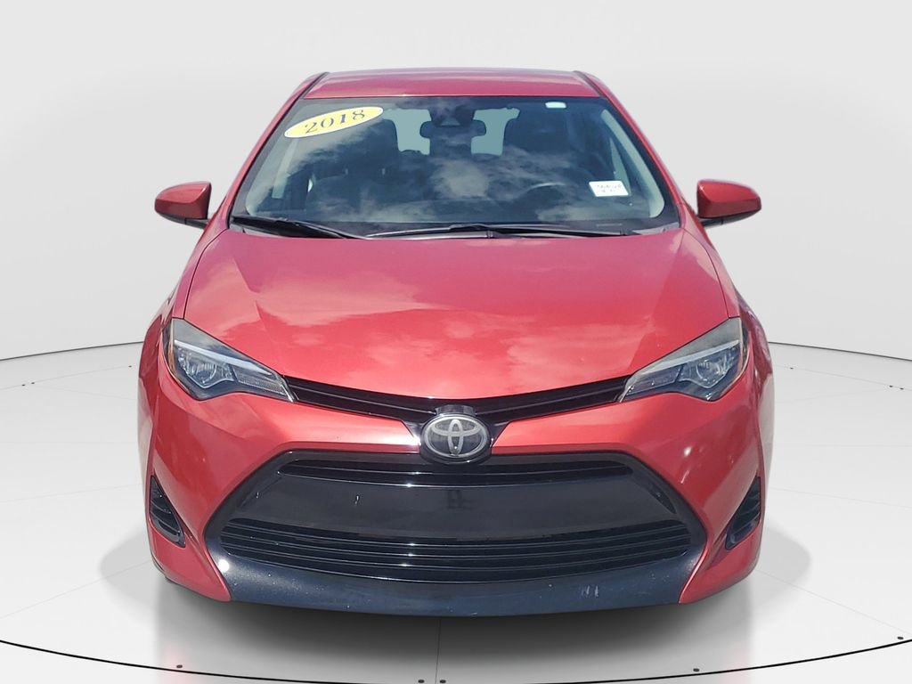 Used 2018 Toyota Corolla LE FWD image 2