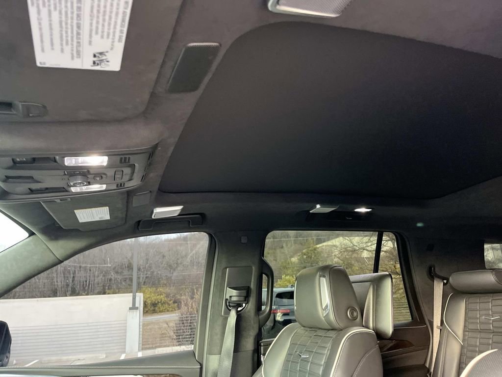 Certified 2024 Cadillac Escalade Sport Platinum w/ Heavy-Duty Trailer Package image 31