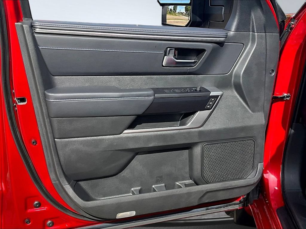 Used 2024 Toyota Sequoia Platinum AWD/4WD image 22