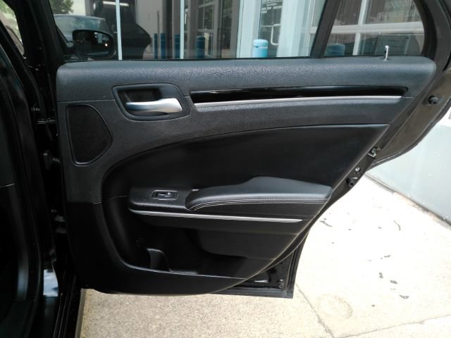 Used 2022 Chrysler 300 S w/ Comfort Group image 23