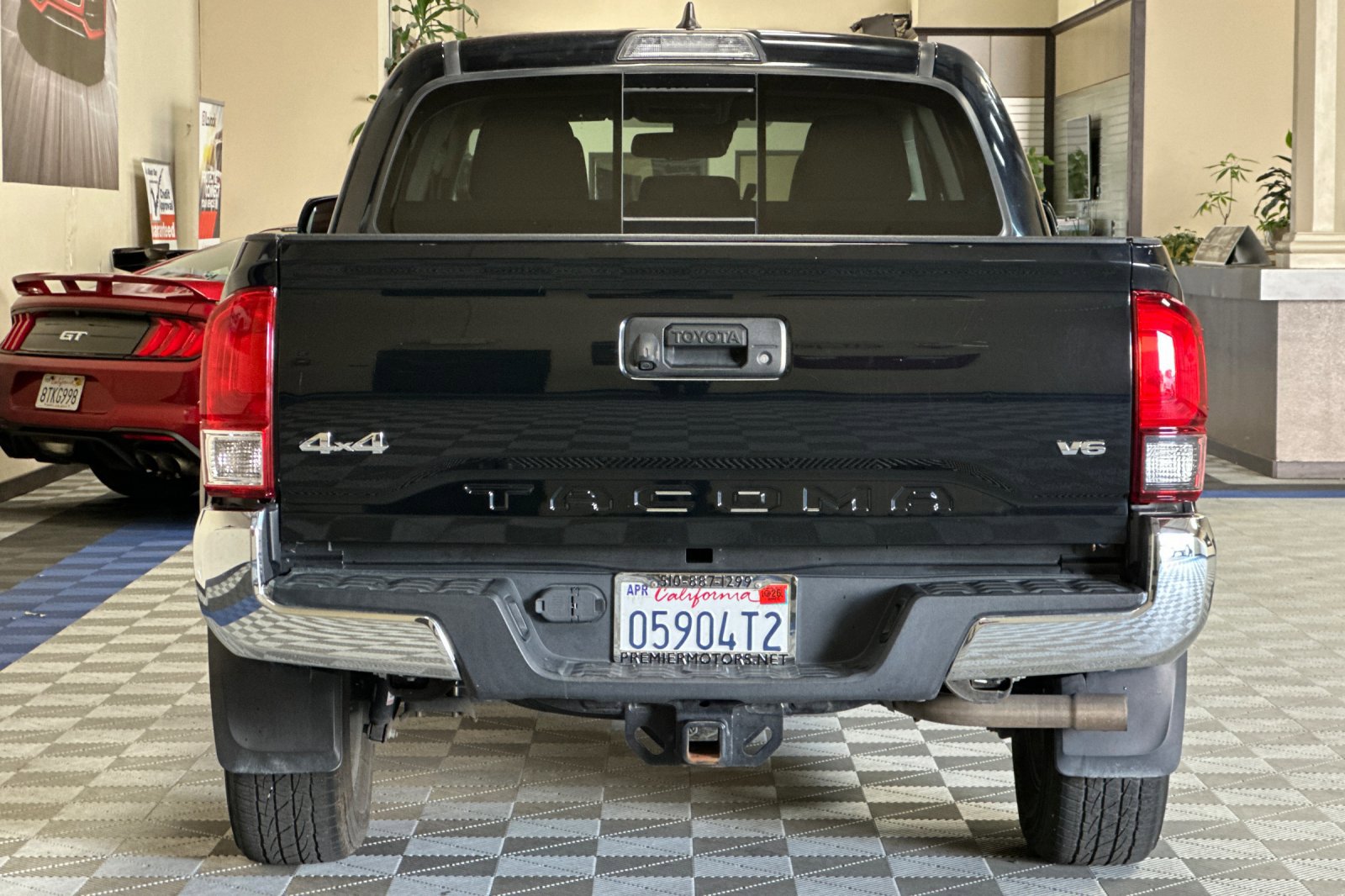 Used 2019 Toyota Tacoma SR5 image 5