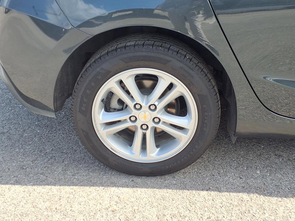 Used 2018 Chevrolet Cruze LT w/ Convenience Package image 29