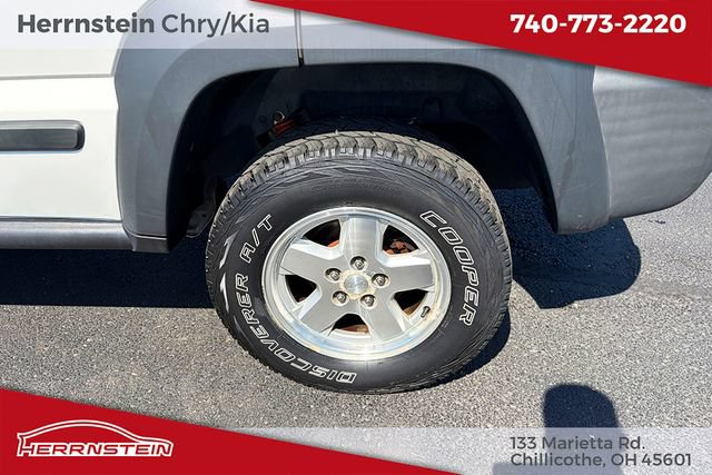 Used 2006 Jeep Liberty Sport AWD/4WD image 21
