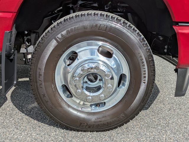 Certified 2026 Ford F350 Platinum w/ FX4 Off-Road Package image 11