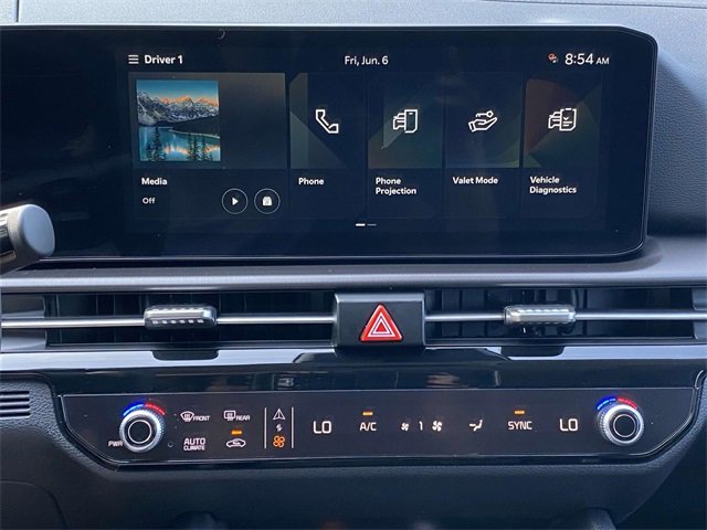 New 2026 Kia Sportage EX w/ EX Panorama Roof Package image 17