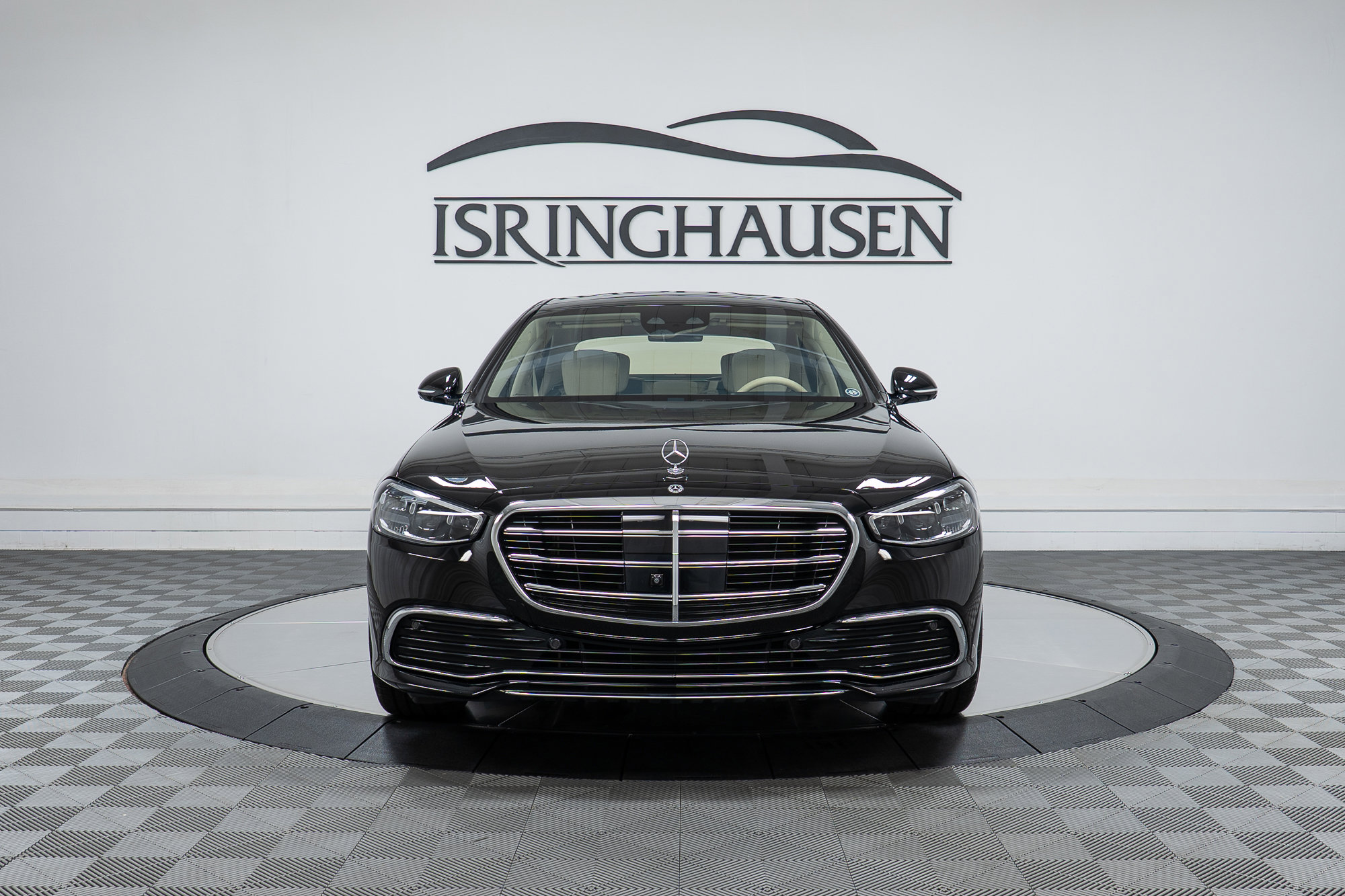 Used 2023 Mercedes-Benz S 500 4MATIC image 2