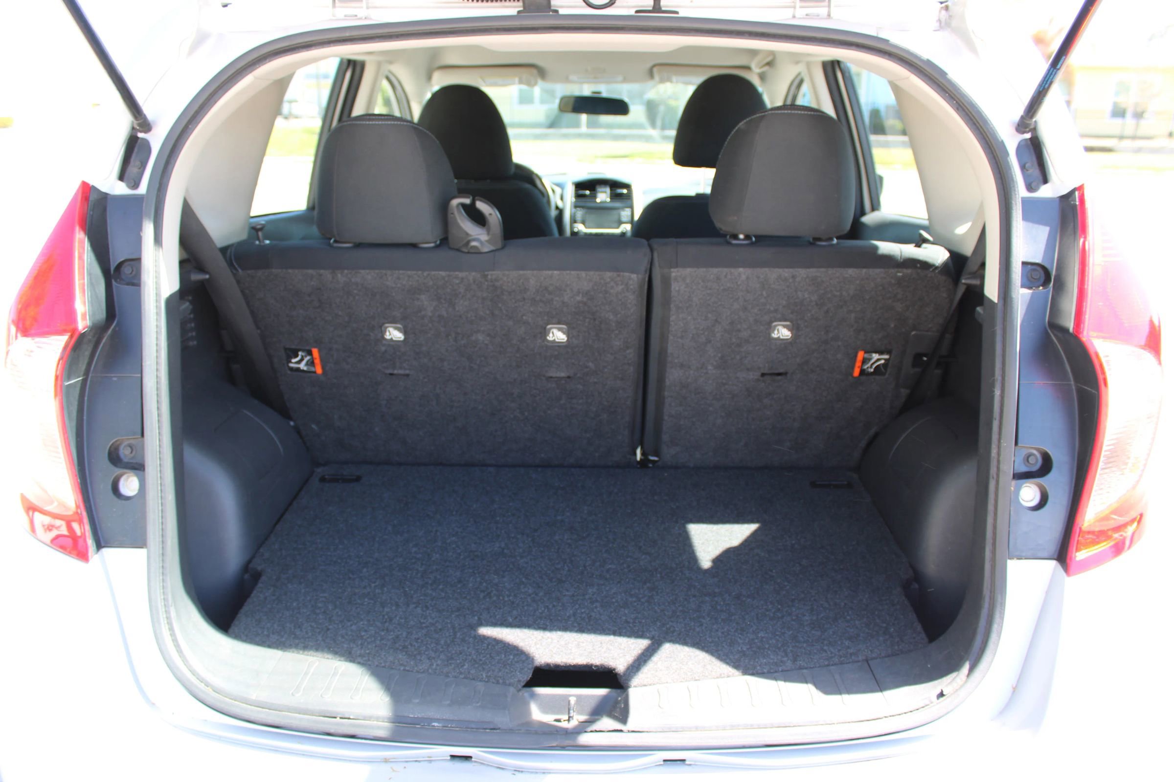 Used 2016 Nissan Versa Note SV image 14