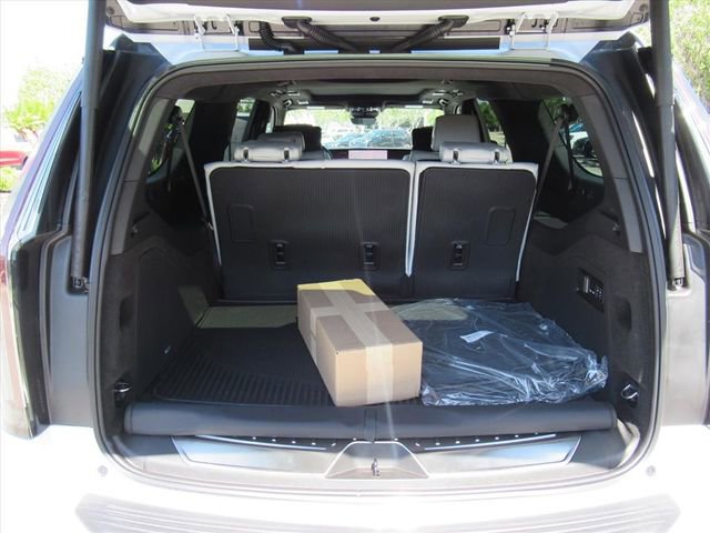 New 2026 Cadillac Escalade ESV Platinum Sport w/ LPO, ONYX Package image 37