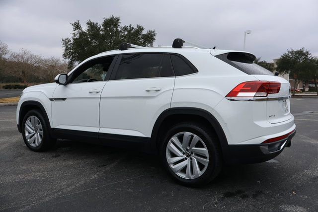 Certified 2023 Volkswagen Atlas Cross Sport SE image 5
