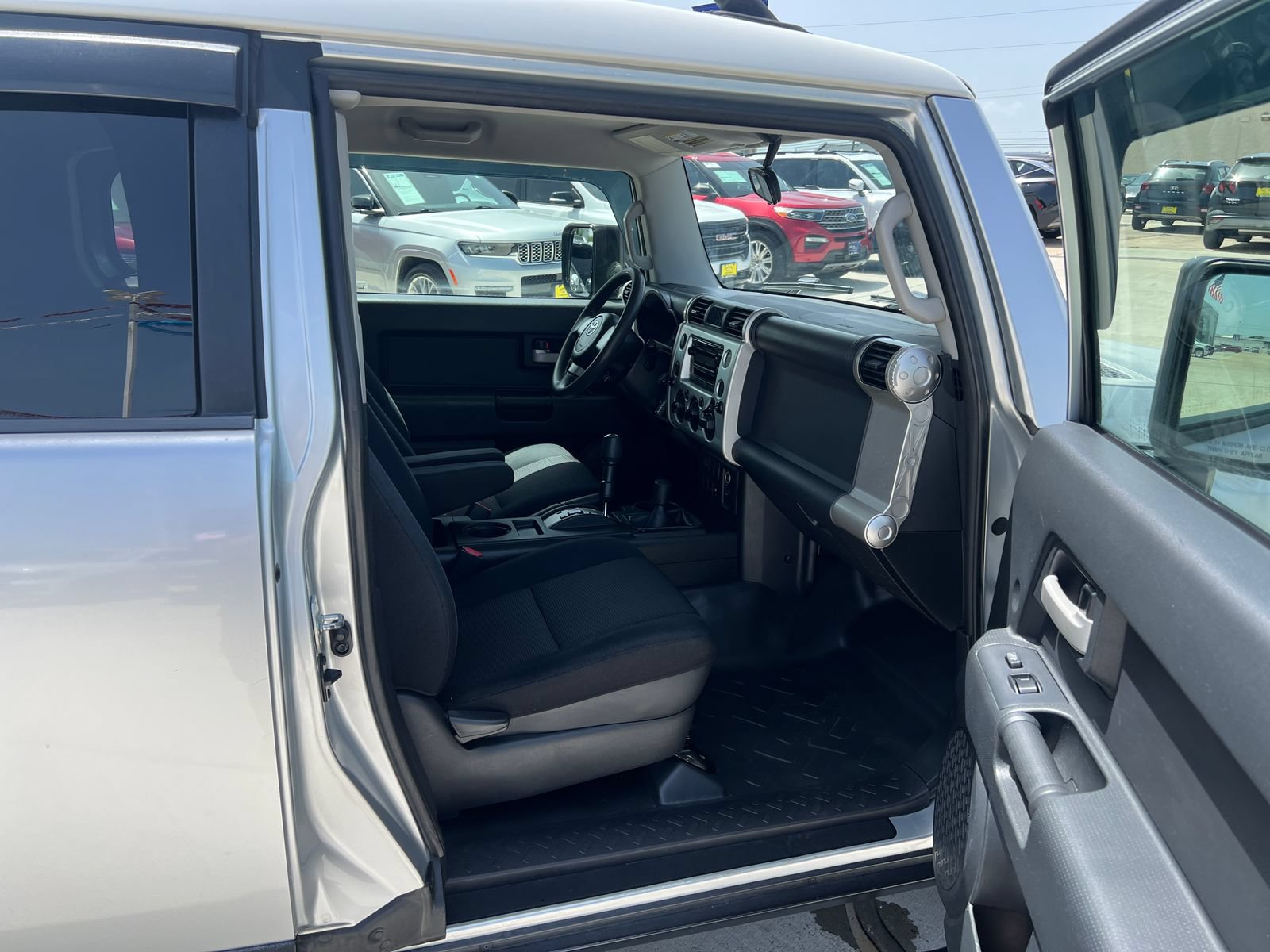 Used 2007 Toyota FJ Cruiser 4WD image 13