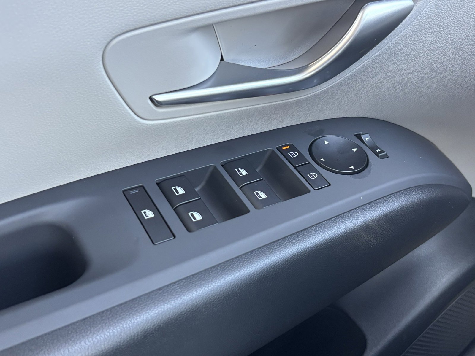 New 2025 Hyundai Tucson SEL image 11