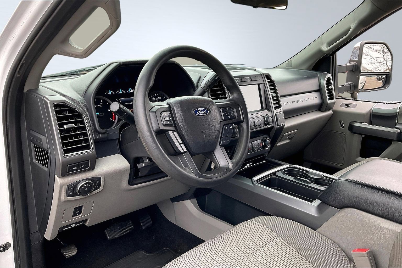 Used 2019 Ford F250 XLT w/ XLT Premium Package image 12