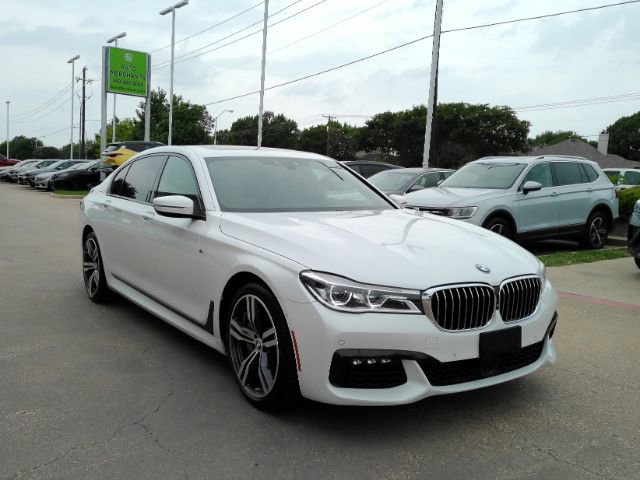 Used 2019 BMW 750i w/ Executive Package RWD image 4