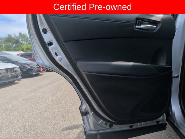 Used 2025 Toyota Corolla Cross XLE FWD image 23