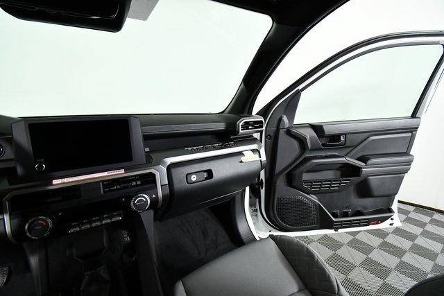 New 2026 Toyota Tacoma SR5 AWD/4WD image 20