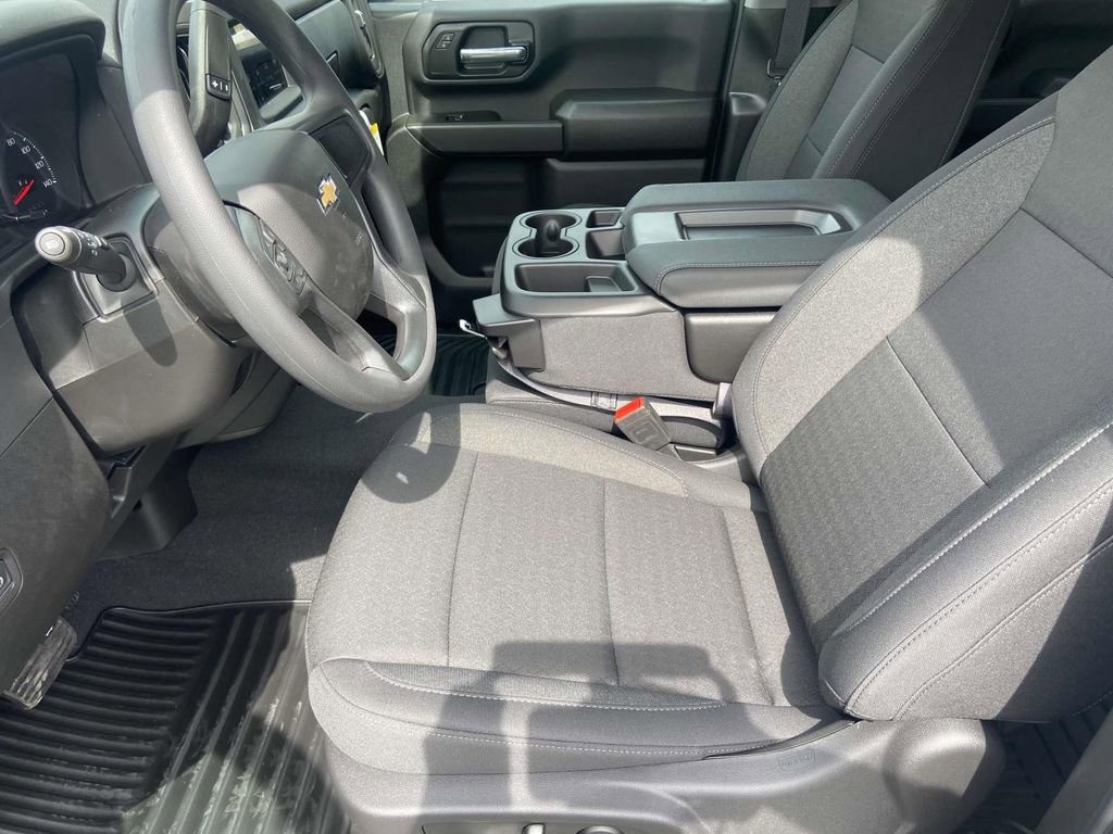 New 2025 Chevrolet Silverado 2500 Custom w/ Custom Value Package image 11