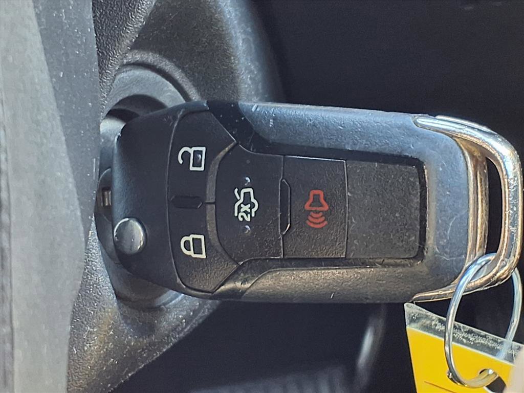 Used 2014 Ford Fusion SE w/ Equipment Group 202A image 11