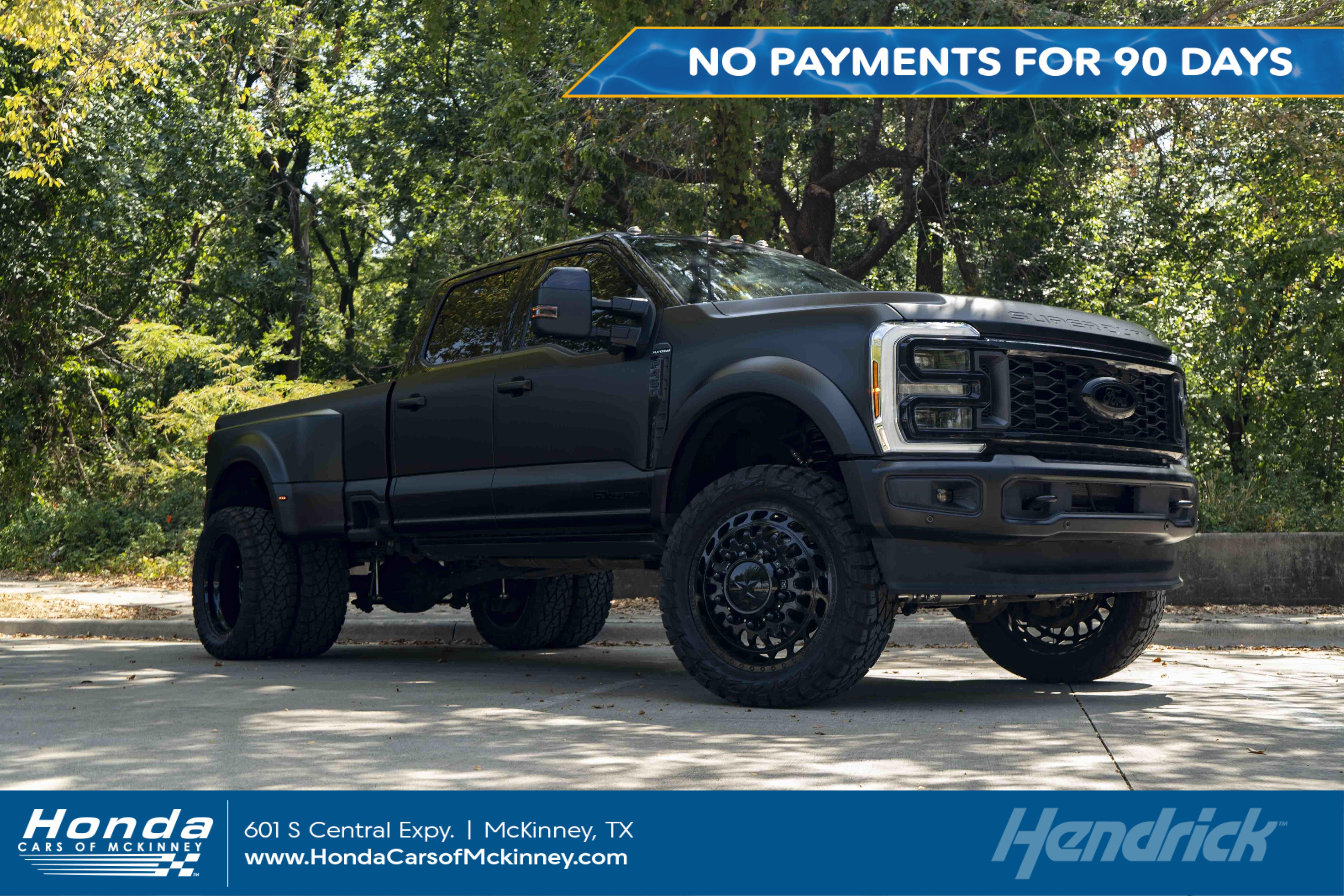 Used 2025 Ford F450 Platinum w/ FX4 Off-Road Package AWD/4WD image 1
