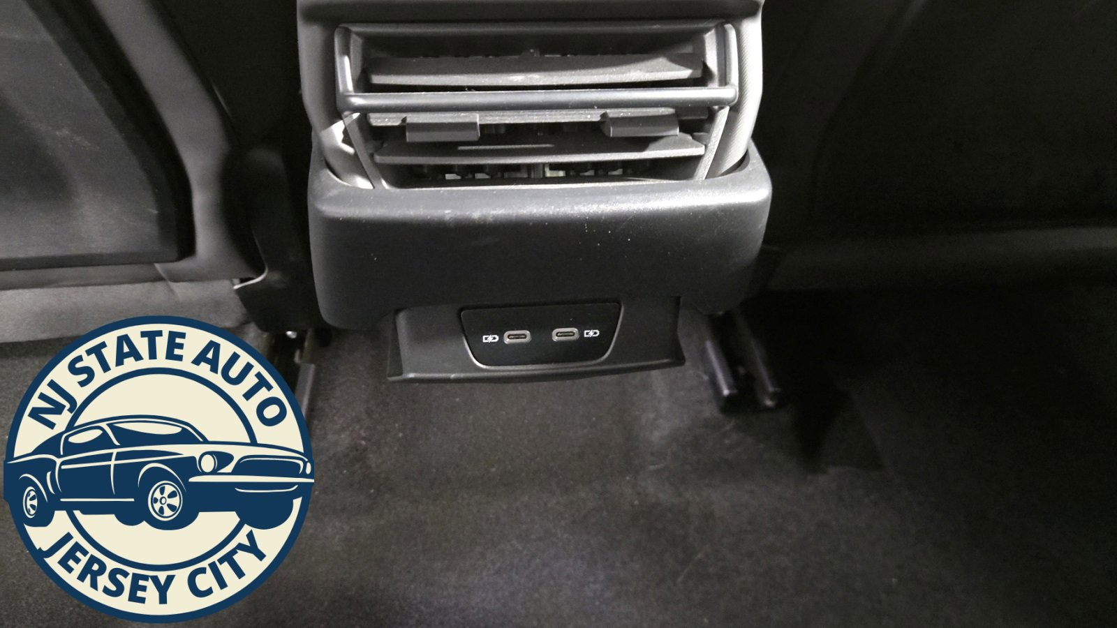 Used 2023 Fisker Ocean Extreme image 23