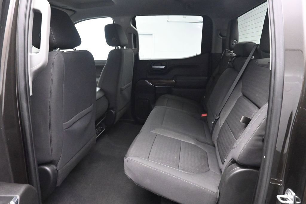 Used 2021 GMC Sierra 1500 Elevation w/ LPO, Elevation Black Package AWD/4WD image 17
