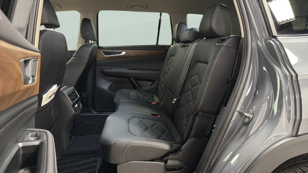 Certified 2026 Volkswagen Atlas SE AWD/4WD image 32