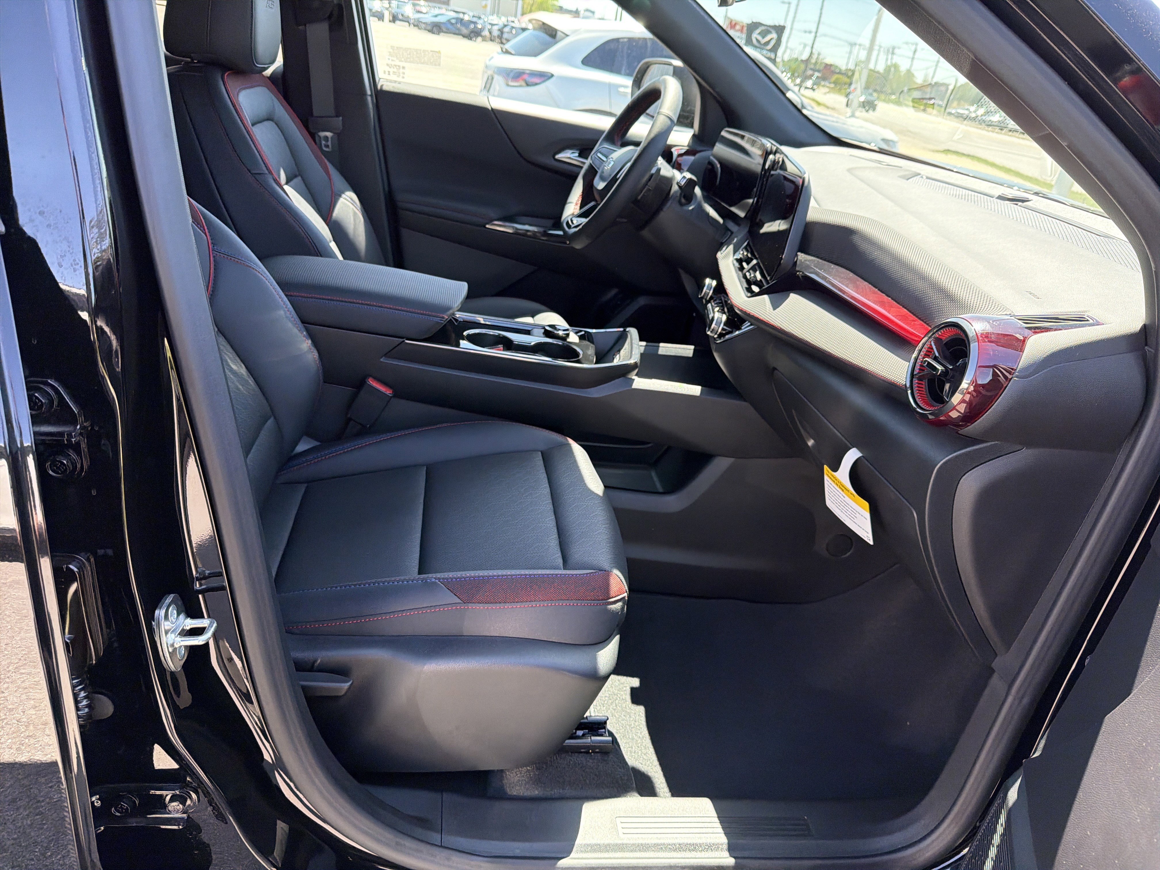 Used 2026 Chevrolet Equinox RS FWD image 70