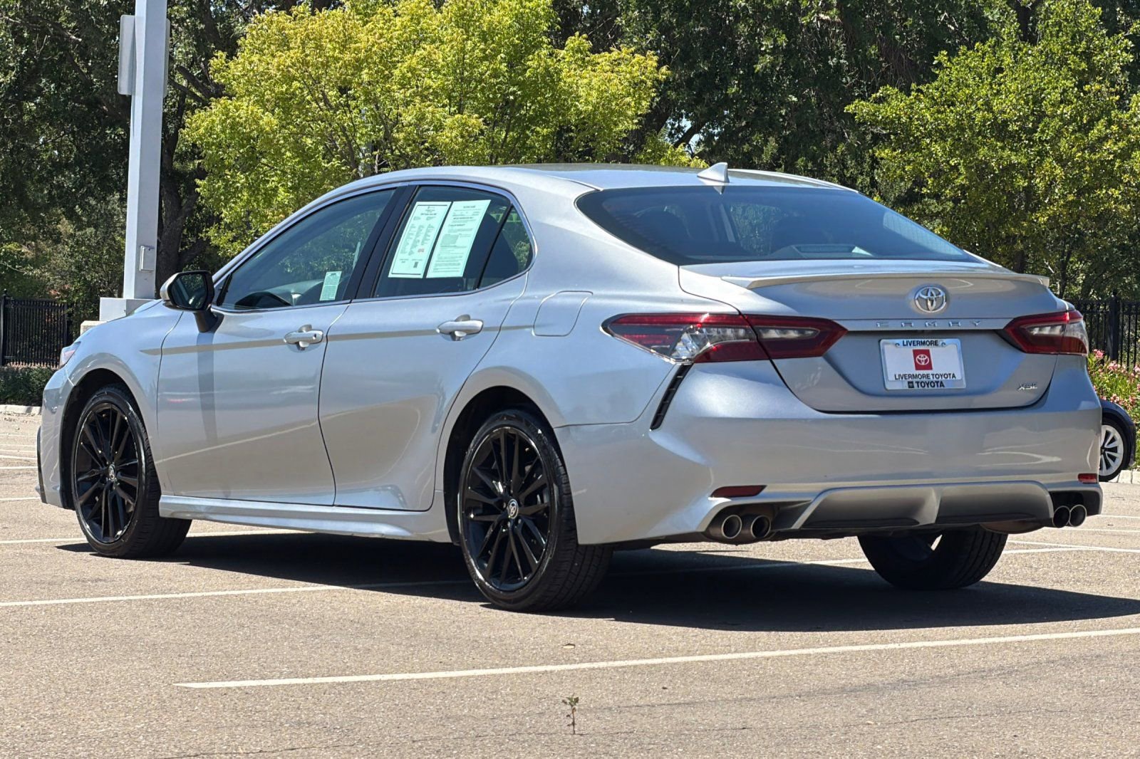 Used 2024 Toyota Camry XSE FWD image 6