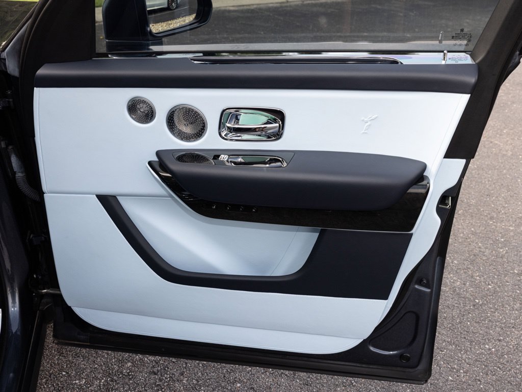 Used 2022 Rolls-Royce Cullinan w/ Cullinan Package AWD/4WD image 80