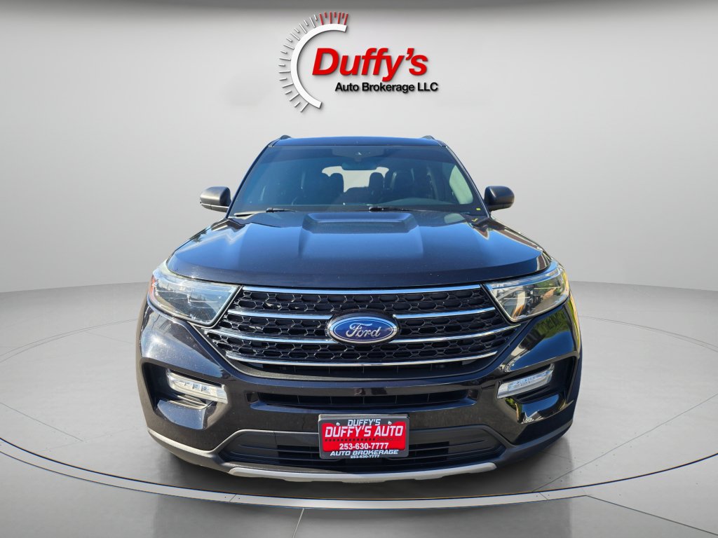 Used 2020 Ford Explorer XLT w/ Equipment Group 202A AWD/4WD image 15