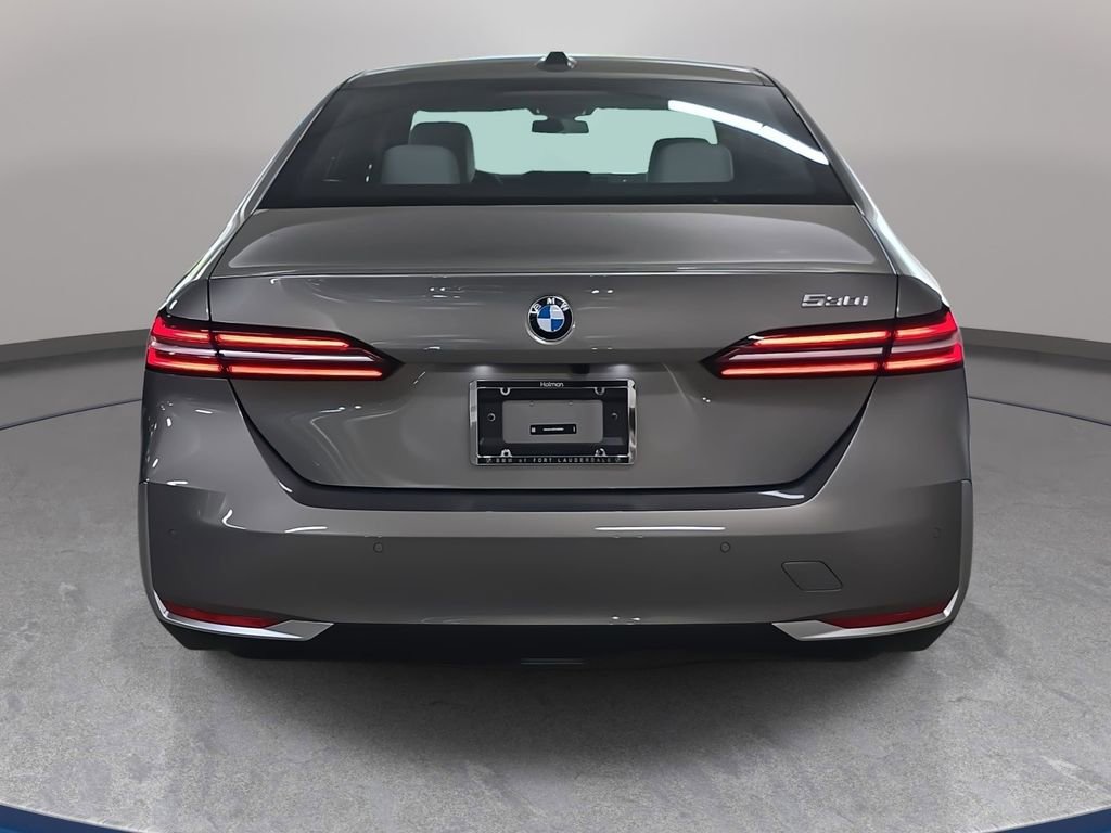 Used 2026 BMW 530i w/ Premium Package image 8