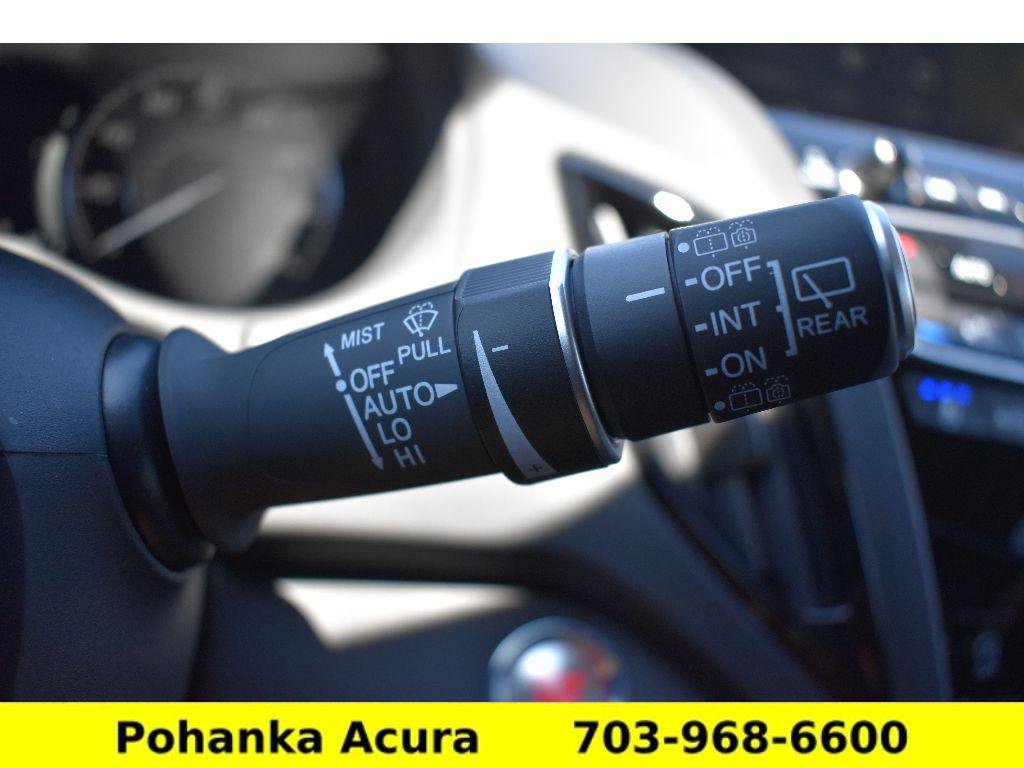 Used 2025 Acura RDX SH-AWD w/ Advance Package image 11
