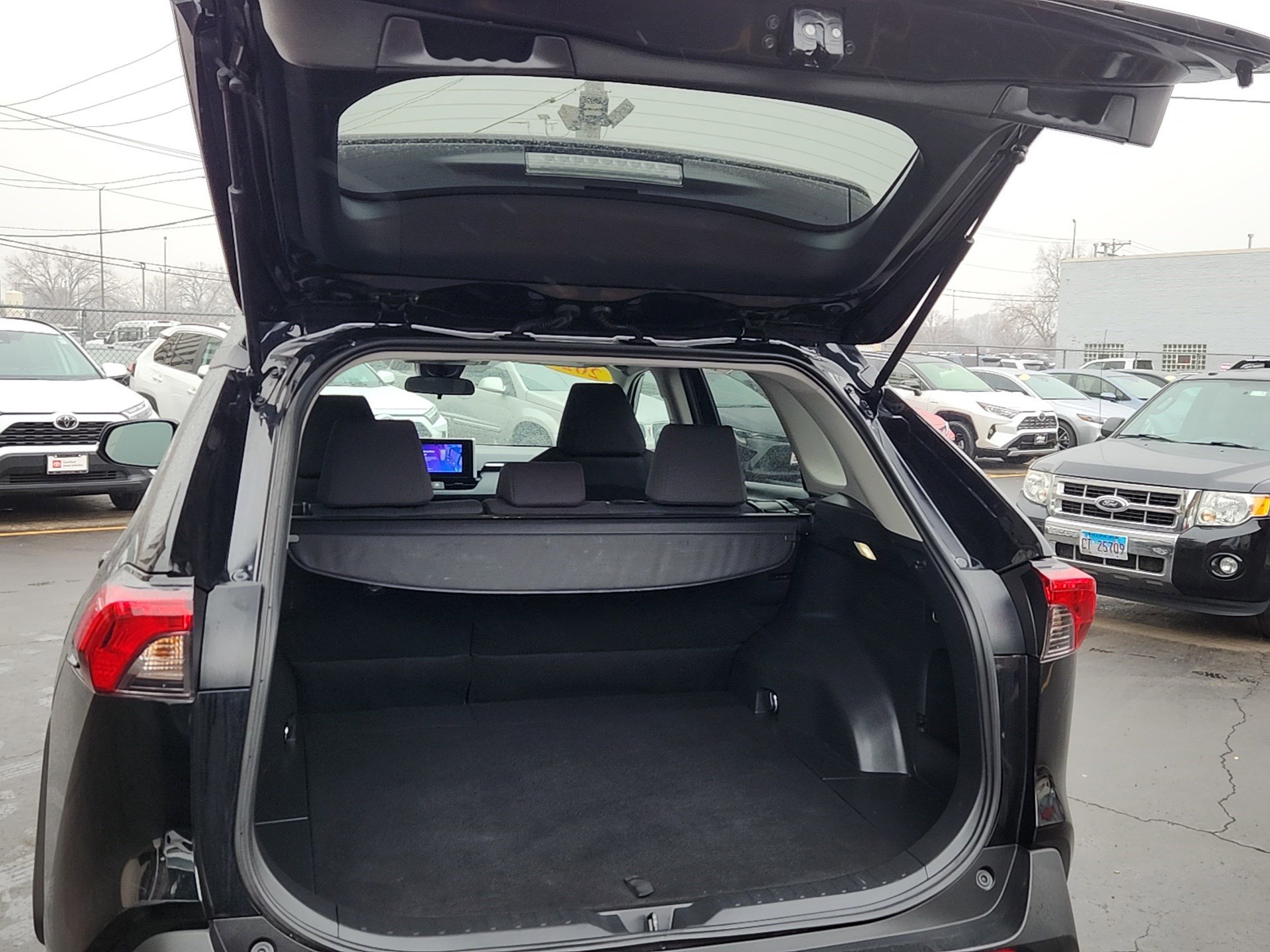 Certified 2025 Toyota RAV4 XLE image 27