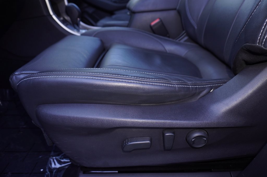 Used 2020 Subaru Ascent Limited w/ Technology Package image 14