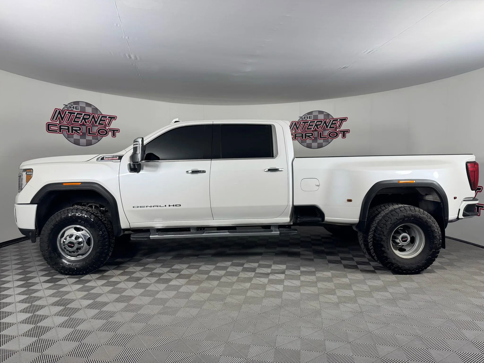 Used 2020 GMC Sierra 3500 Denali w/ Denali Ultimate Package image 4