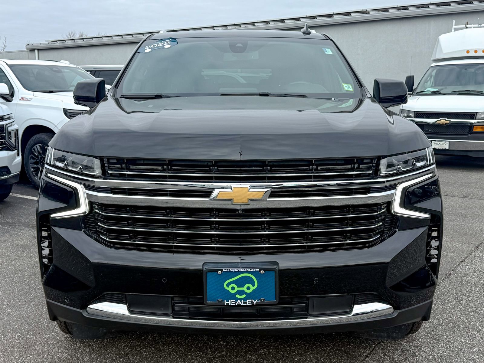 Certified 2022 Chevrolet Suburban LT w/ Luxury Package image 2