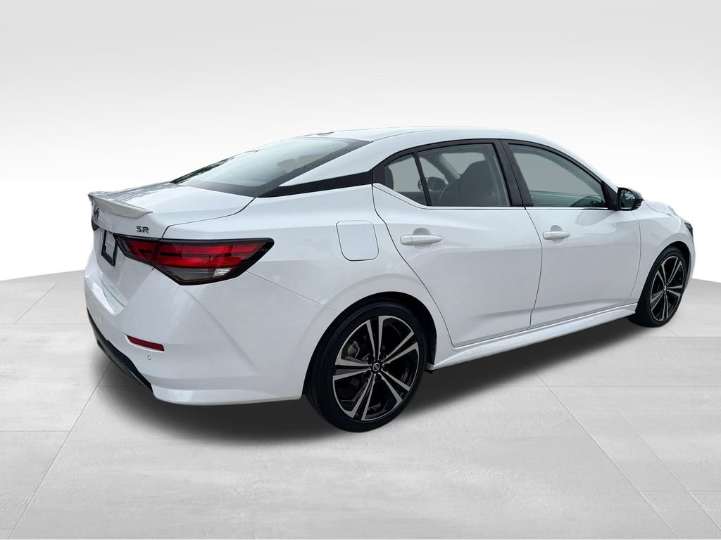 Used 2023 Nissan Sentra SR w/ Trunk Package FWD image 8