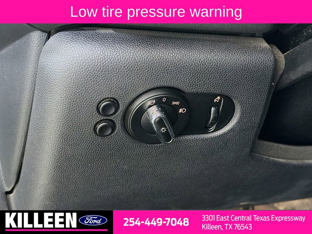 Used 2019 MINI Cooper 2-Door Hardtop w/ Signature Upholstery Package FWD image 7