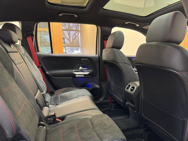 Certified 2025 Mercedes-Benz GLB 35 AMG 4MATIC image 15