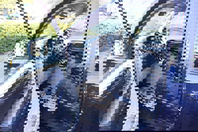 Used 2012 Dodge Grand Caravan SE image 5