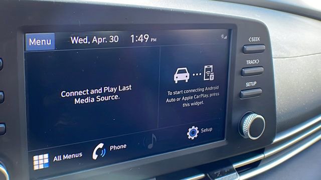 Used 2022 Hyundai Elantra SEL w/ Preferred Accessory Package image 15