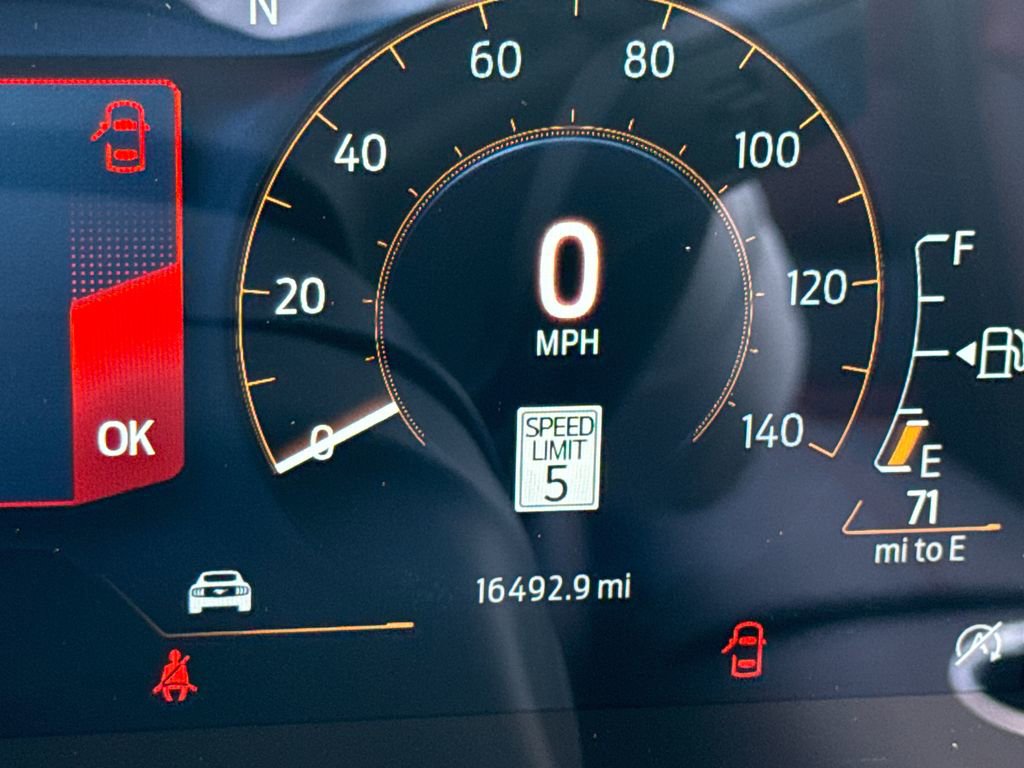 Used 2025 Ford Mustang Premium RWD image 28