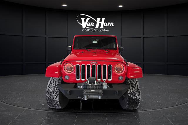 Used 2016 Jeep Wrangler Unlimited Sahara w/ Connectivity Group image 9