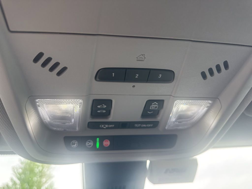 Certified 2024 Chevrolet Equinox Premier AWD/4WD image 25