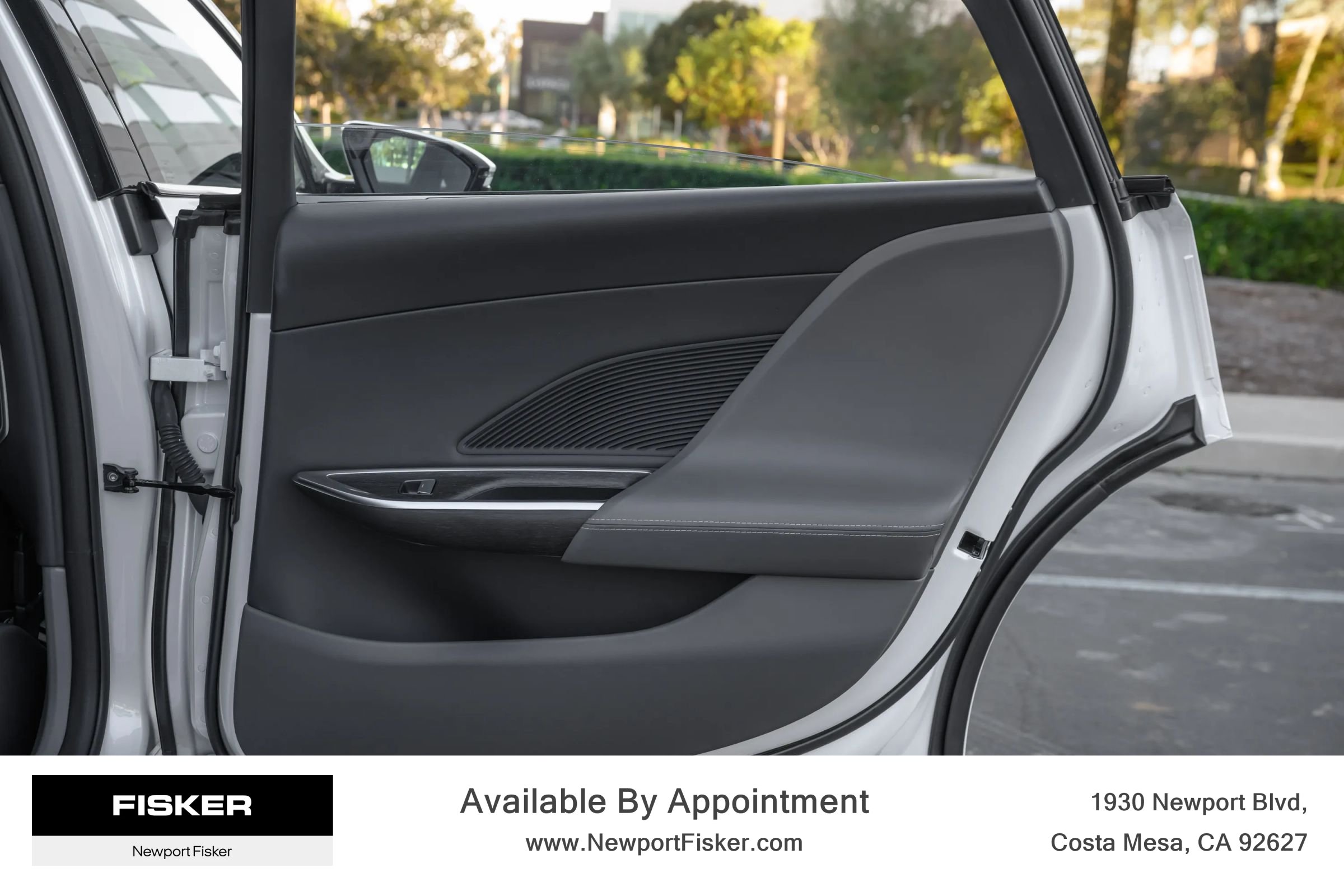 Used 2025 Lucid Air Touring AWD/4WD image 26