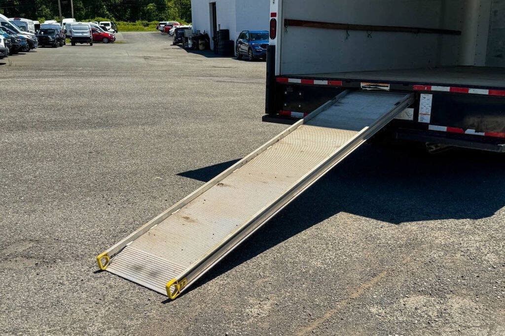Used 2024 Ford E-350 and Econoline 350 Super Duty w/ Driver's Safety Package RWD image 6