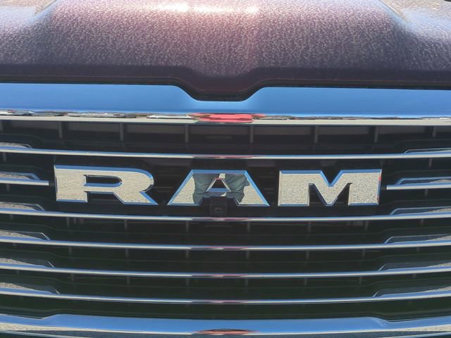 New 2025 RAM 1500 Laramie AWD/4WD image 40