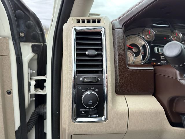 Used 2018 RAM 2500 Longhorn w/ Longhorn Southfork Package AWD/4WD image 15