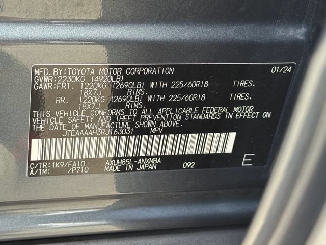 Used 2024 Toyota Venza LE AWD/4WD image 30