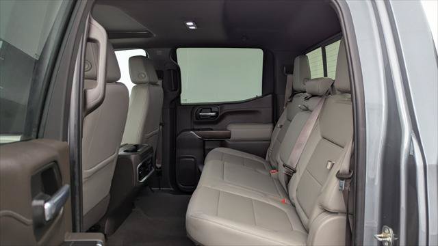 Used 2020 GMC Sierra 1500 SLT w/ SLT Premium Plus Package AWD/4WD image 17
