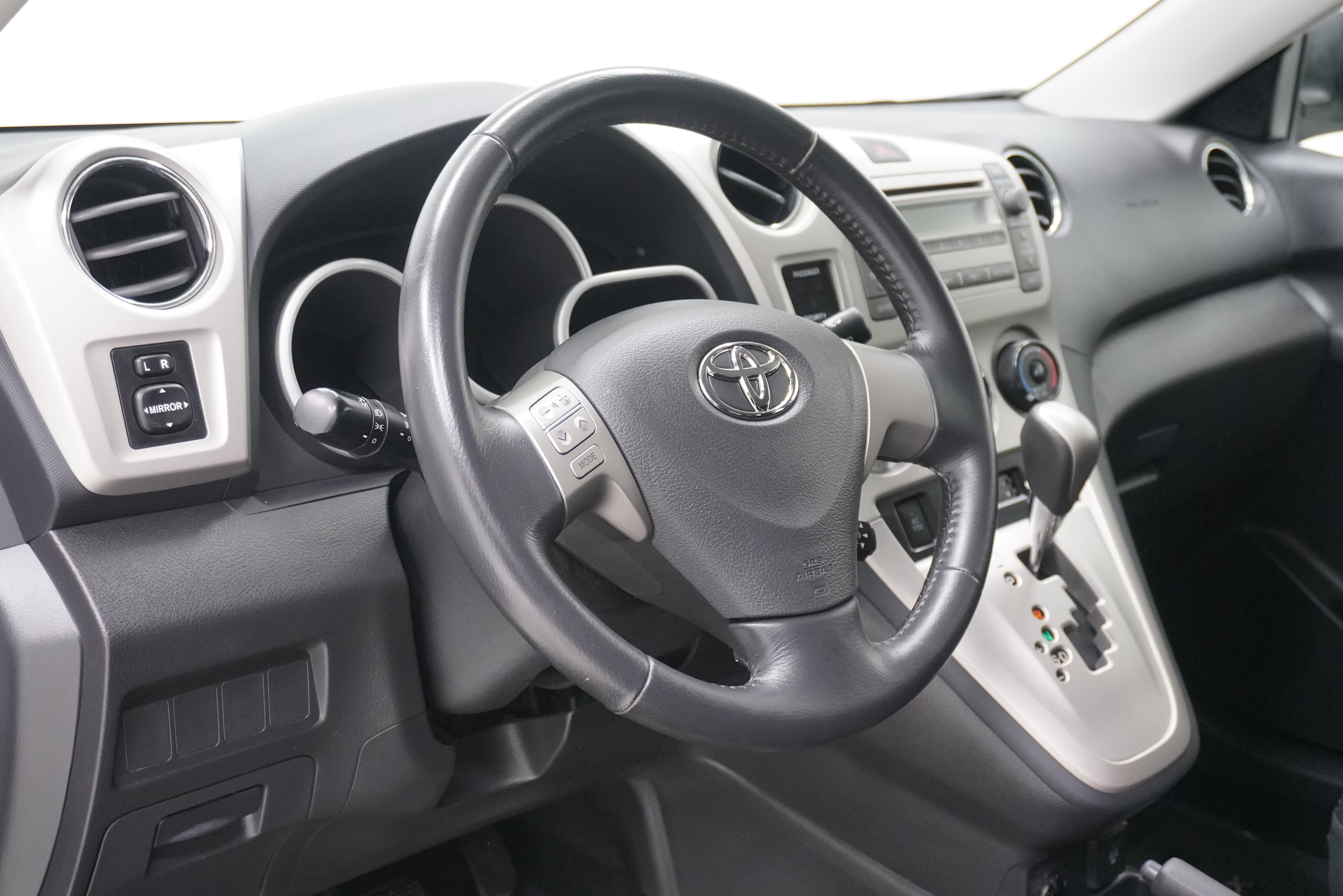 Used 2009 Toyota Matrix S FWD image 10